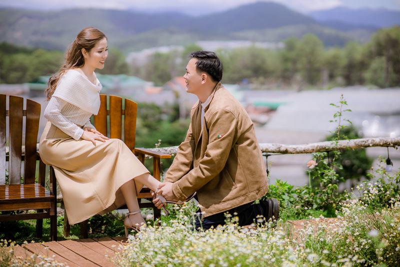 hinh cuoi da lat mau trong sang