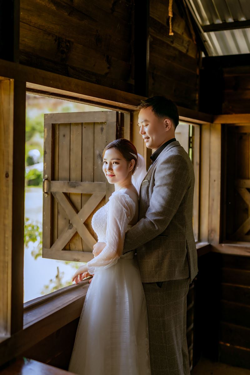 hinh cuoi da lat mau trong sang