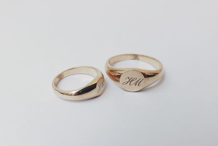 Tìm hiểu những thông tin thú vị về nhẫn cưới khắc tên