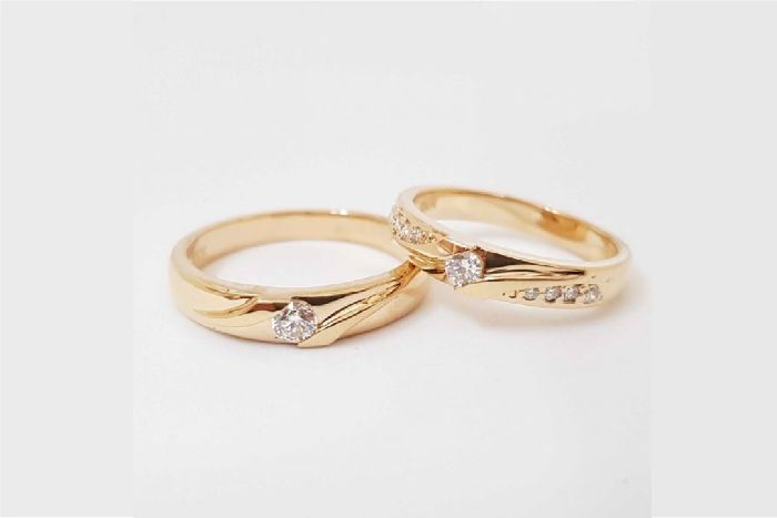 Tại sao các cặp đôi nên chọn nhẫn cưới vàng 18k?